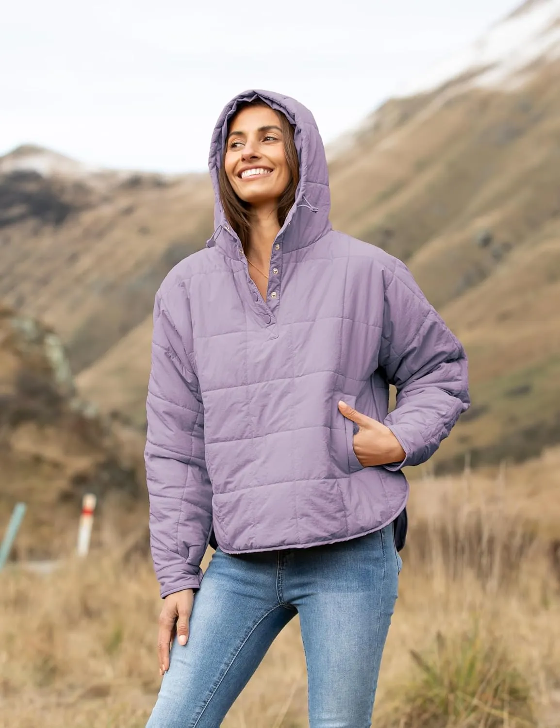 AMEBELLE Women's Oversized Hooded Puffer Jacket Quilted Jackets for Women Lightweight Winter Warm Padded Hoodies Coat