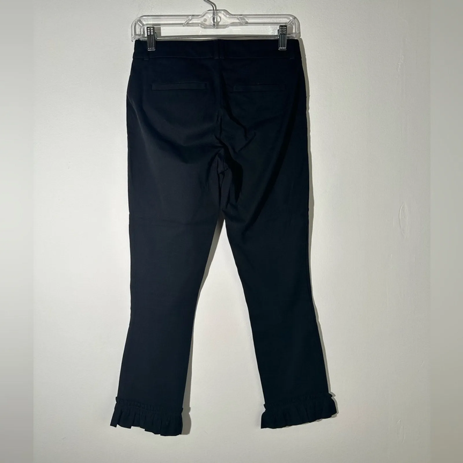 Anthropologie Cartonnier Black Ruffle Hem Pants Capris Cropped Ankle