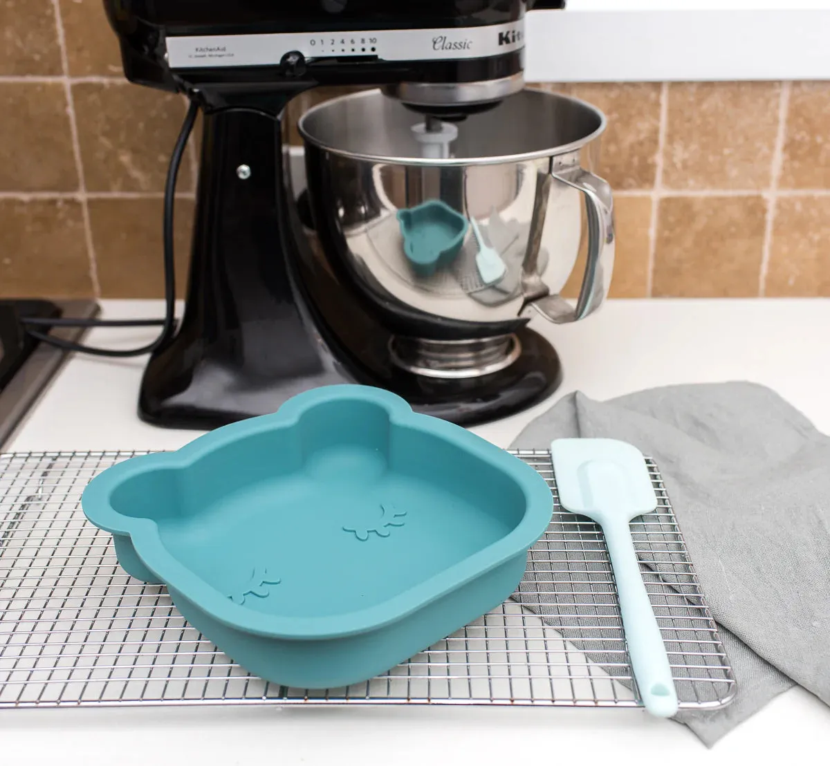 Blue Dusk Bear Cake Mould