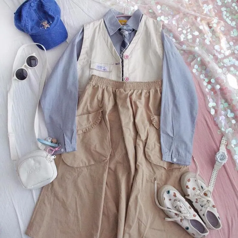Buttoned Shirt With Bear Print And Plaid Tie