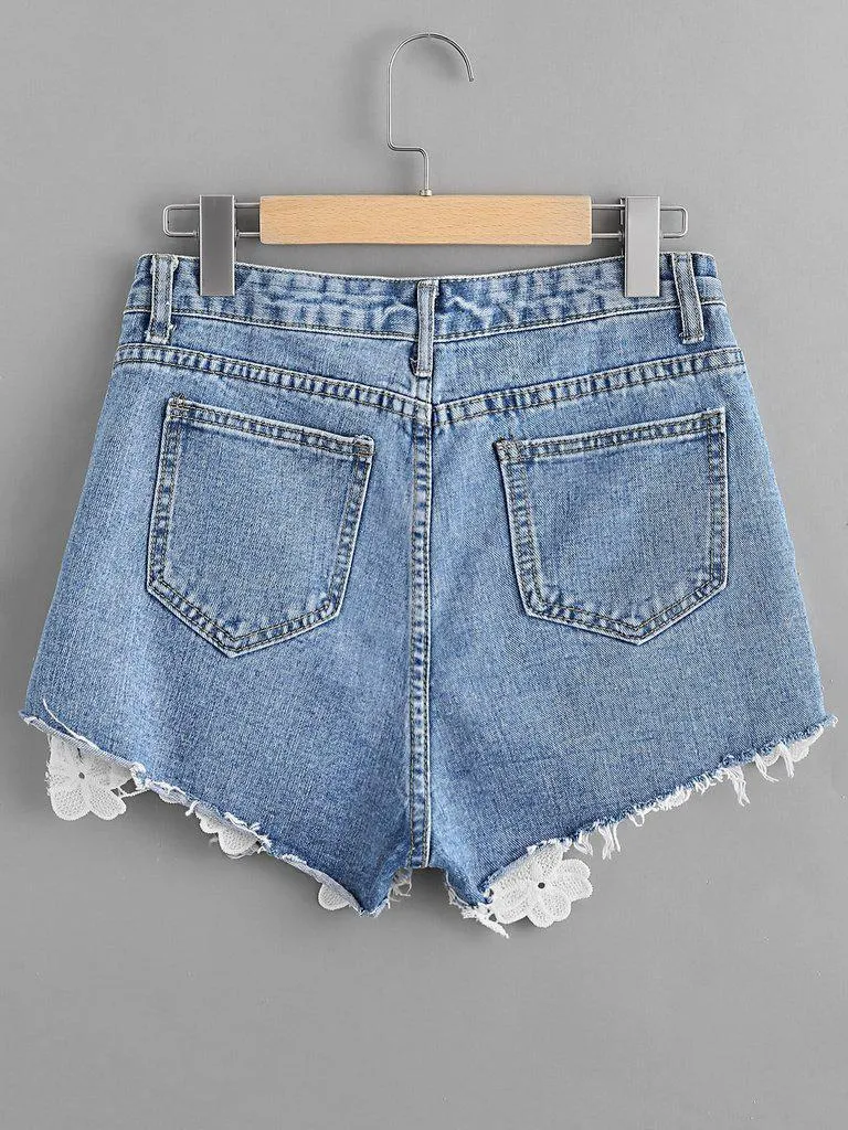 Contrast Crochet Frayed Hem Denim Shorts