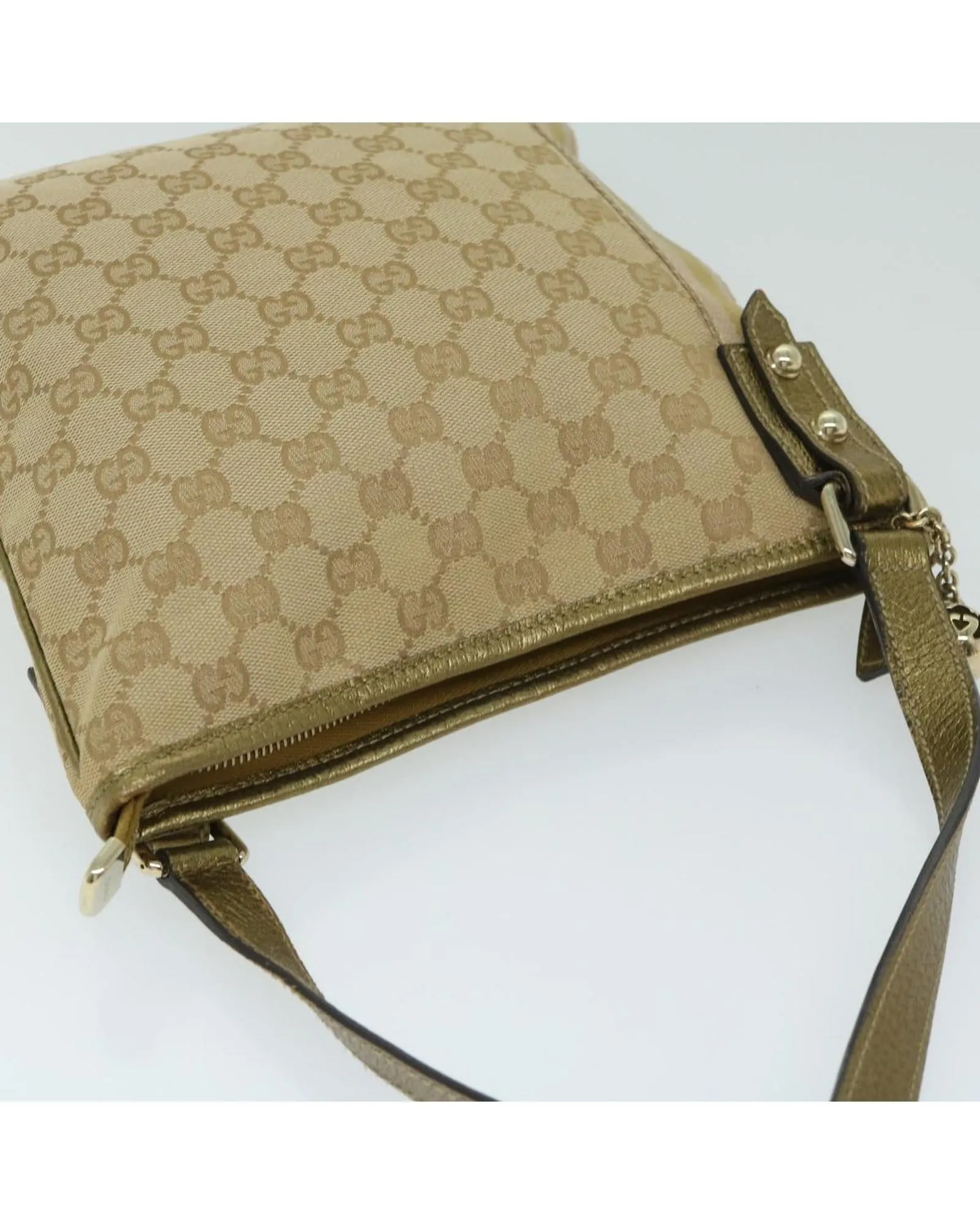 GG Canvas Sherry Line Shoulder Bag with Gold Accents - Authentic