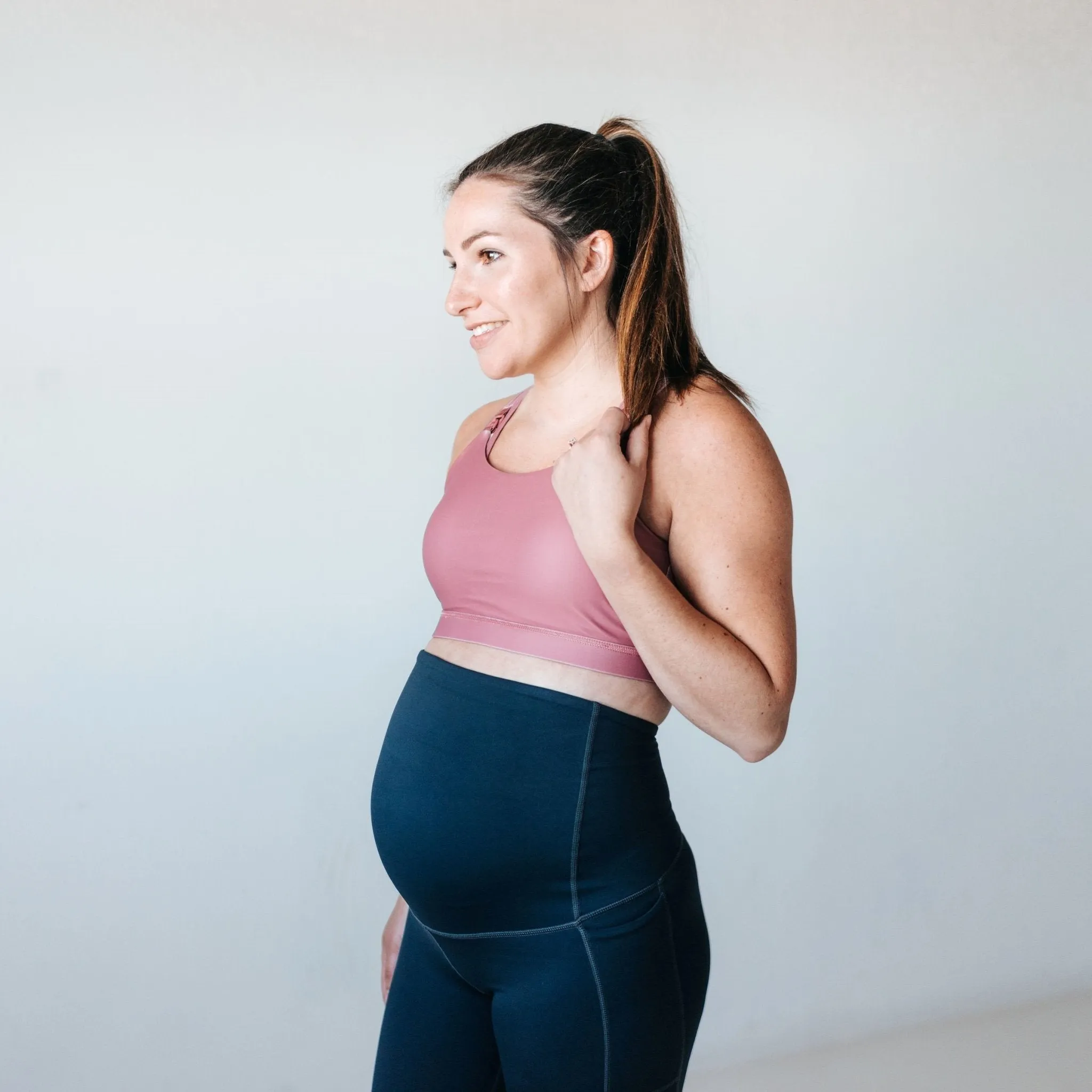 Mamacita Maternity Capris - Navy