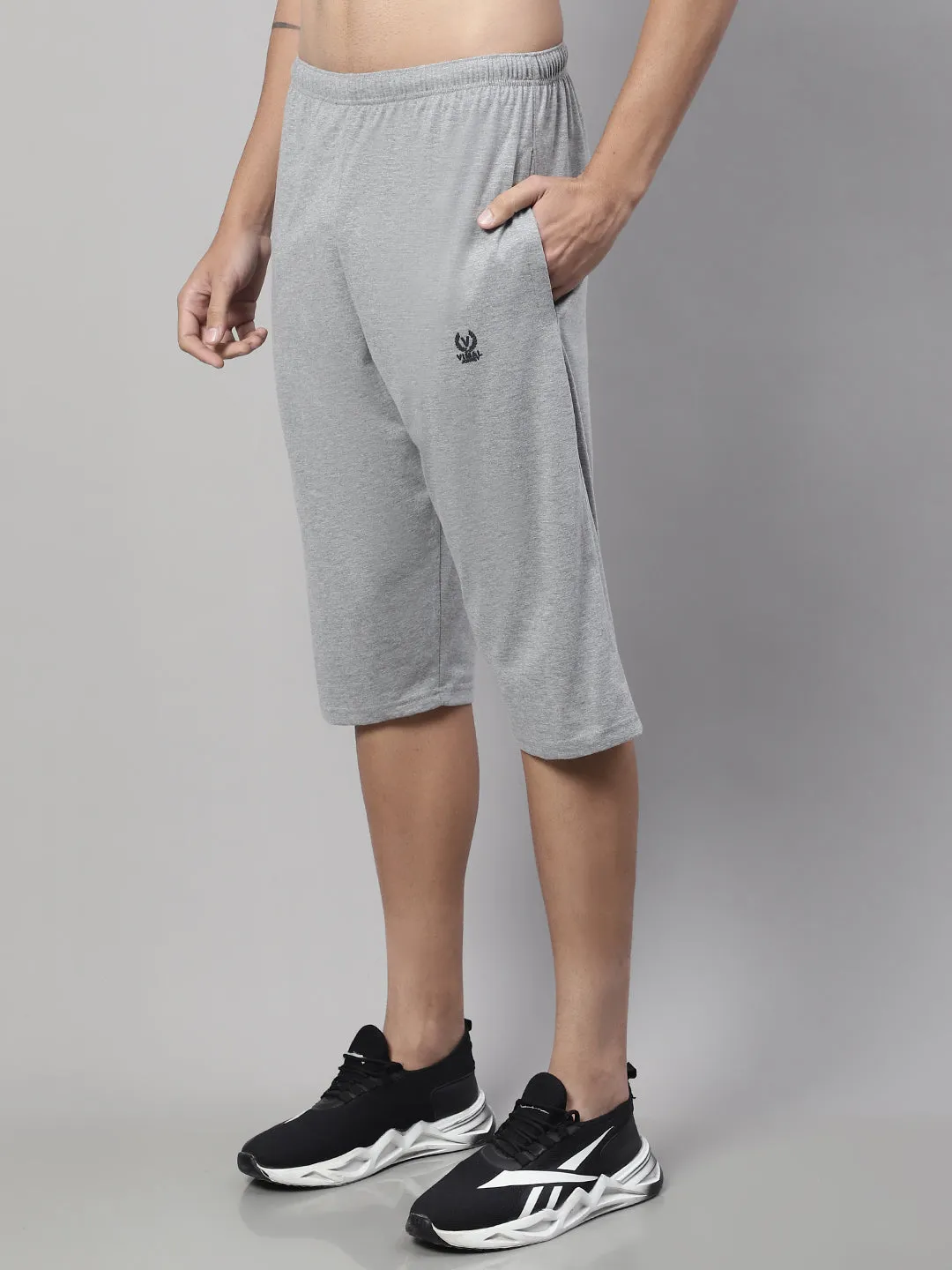 Vimal Jonney Grey Melange Regular fit Cotton Capri for Men