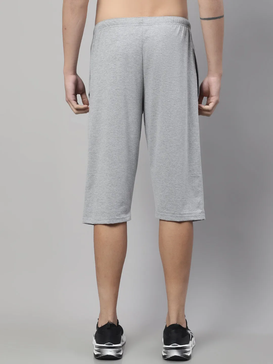 Vimal Jonney Grey Melange Regular fit Cotton Capri for Men