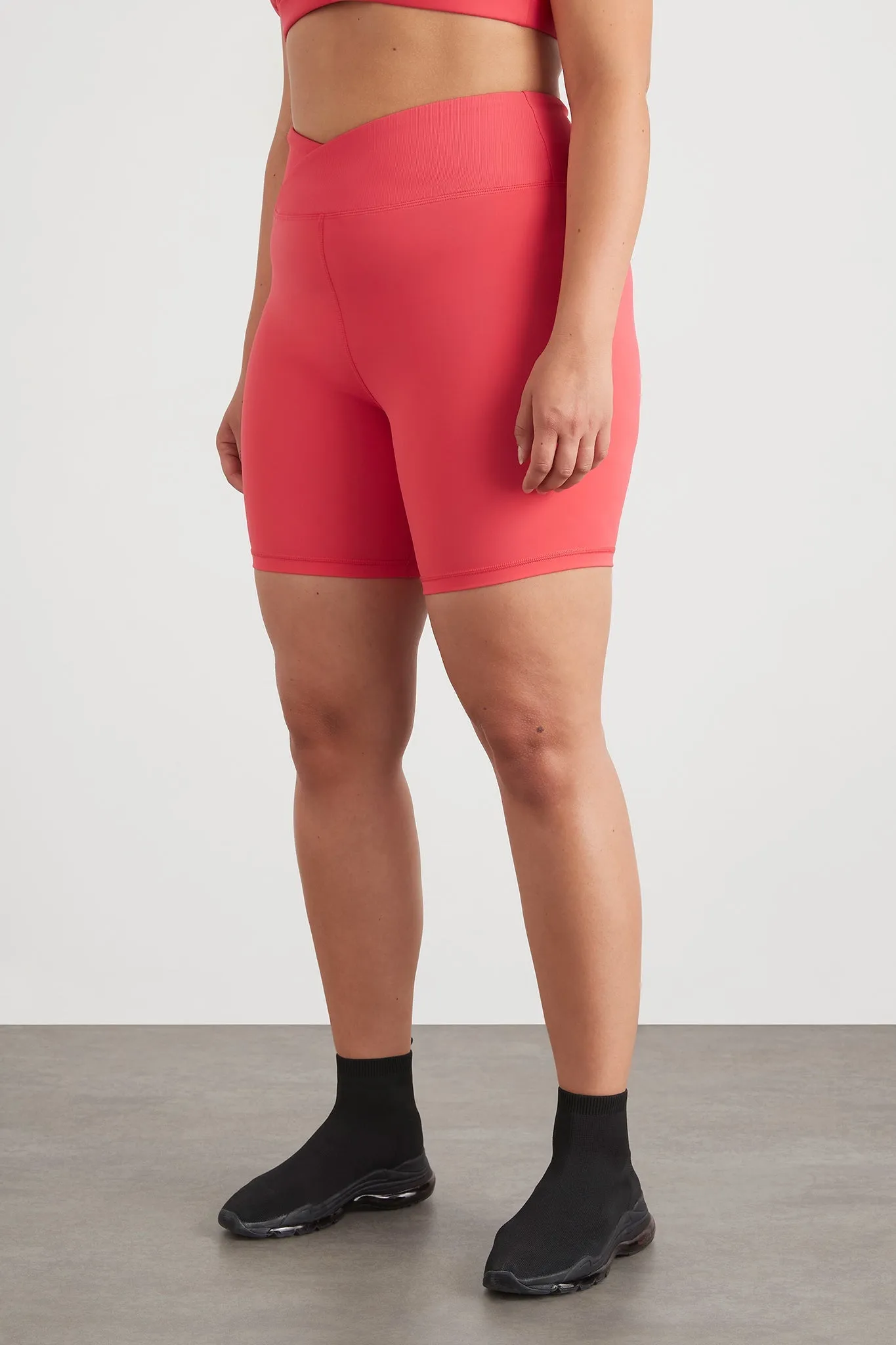 Wrap Front Bike Short 614