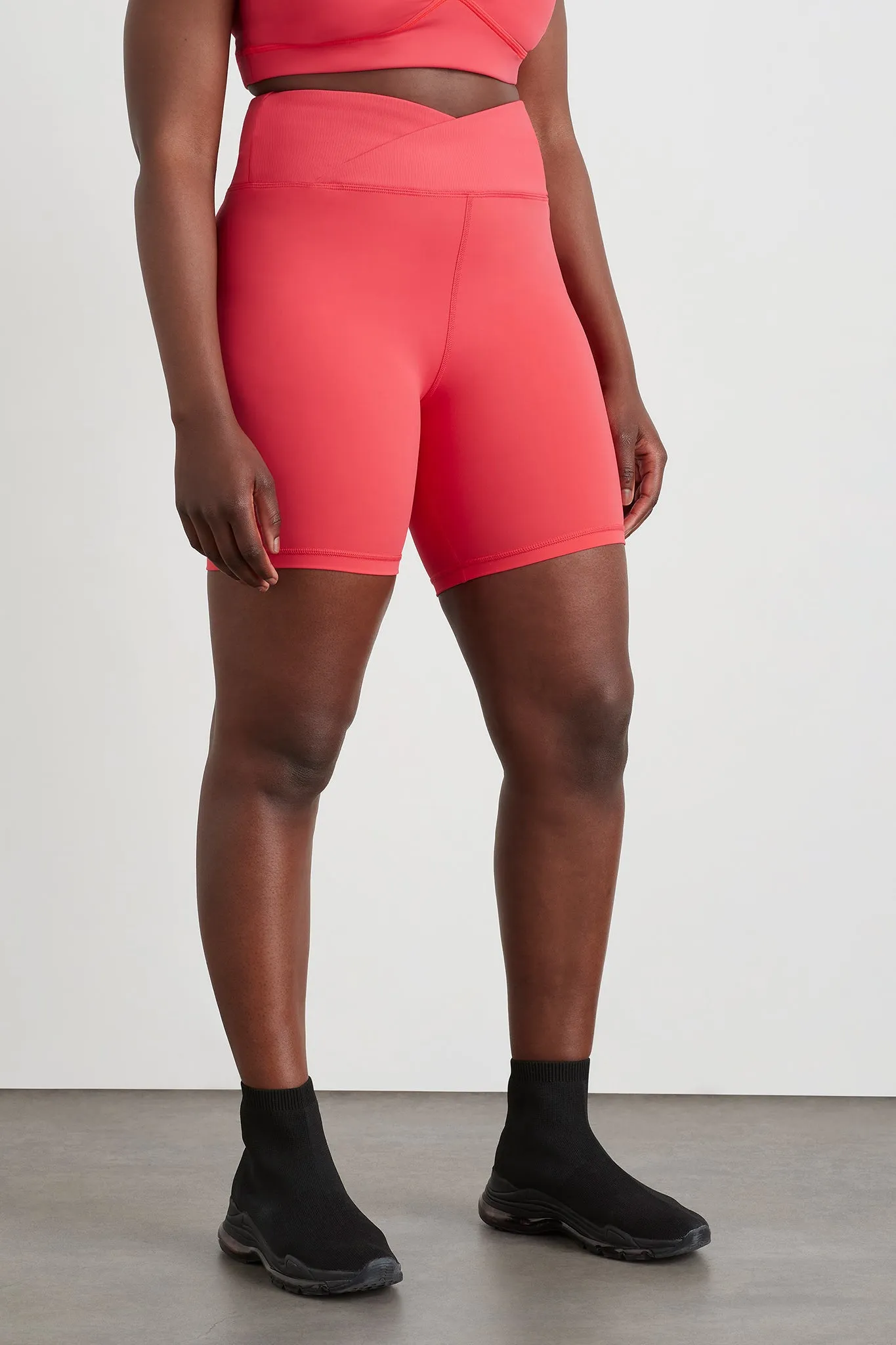 Wrap Front Bike Short 614